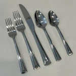 Oneida Cella Stainless Steel Flatware 30 Pieces Setting For SIX(6). Fixed Price $43.00.
