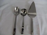 Vera Wang Love Knots 18/10 Stainless 3PC Flatware Serving Set. Fixed Price $69.99.