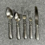 Williams Sonoma WSF15 Stainless 18/10 France Glossy Silverware Dinner Set Pcs. Fixed Price $85.00.