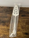 Towle Supreme Cutlery Ep Baroness 10 Pierced Server Silverplate New, Nos. Fixed Price $14.39.