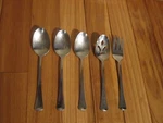 Oneida Stainless Flatware Distinction / Fireside 5 Large Serving Pieces Usa #T20. Fixed Price $10.15.