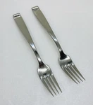 Oneida Usa Flatware Set Modern Moda 8 Dinner Fork Stainless Steel 26. Fixed Price $21.50.