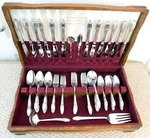 1847 Rogers Bros First Love Service For 12 Silverplate Flatware Set 79PC Chest. Fixed Price $124.99.