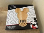 Disney Mickey Mouse Wood Cheese Board With Tool Set By Picnic Time--new. Fixed Price $20.00.
