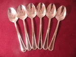 Set Of Towle TWS386 Teaspoons 18/10 Stainless Steel 1/4" B. Fixed Price $31.24.