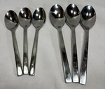 Oneida Chefs Glossy 18/0 Stainless Flatware (3) Teaspoons, Tablespoons. Fixed Price $25.00.