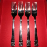Oneida 1955 Roselle 18/8 Stainless Steel Dinner Fork (set Of Four) Flatware. Fixed Price $49.97.