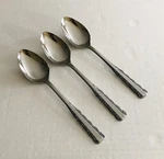 Ekco Eterna Stainless EKS54 3 Oval Soup Spoons Floral Edge Burnished Japan. Fixed Price $10.75.