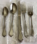 Oneida Morning Blossom 5 Piece Place Setting Unused Stainless Flatware No Box. Fixed Price $99.99.