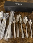 Oneida Satin Easton 20 Pc Flatware Set-service For 4 New Box. Fixed Price $75.00.