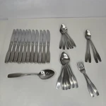 30PC Oneida Community Stainless Paul Revere Flatware Spoons Forks Knives. Fixed Price $119.86.