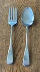 Vtg Set Of 2 Oneida Deluxe Independence Stainless Serving 8-1/4" Fork/spoon Euc. Fixed Price $14.95.
