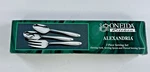 Oneida Alexandria Serving Set 3 Piece Vintage 2002 New Box. Fixed Price $19.99.