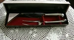 4653) Pointe Royal 2-PIECE Carving Set Oneida Stainless Brushed Pistol Handles. Fixed Price $35.08.