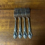 Oneida Community Stainless Flatware Dinner Forks Louisiana 7 1/4" Set Of. Fixed Price $29.00.