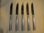 5 Cambridge CBS124 Vertical Ribs Stainless Steel 9 1/8" Dinner Knives. Fixed Price $40.00.