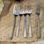 Oneida Community Stainless Steel Dinner Forks Silver Tone, Set Of 5. Fixed Price $40.00.