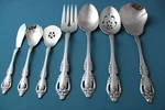Oneida Community Brahms Serving (7PC Set) Tablespoon Fork Casserole Stainless. Fixed Price $50.99.