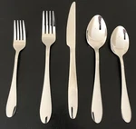 40 Pc Silverware Modern 8 Settings Stainless Haware 2 Forks Spoons Knife. Fixed Price $36.98.