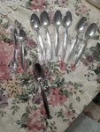 Farberware Stainless 7 Table. Diner Pattern & Butter/ Cheese Knife Shell Spoon. Fixed Price $19.95.