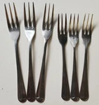 Delco Old English 3 Tine Fruit Pickle Dinner Forks 6. Fixed Price $23.99.