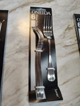 Oneida Savor Stainless Steel Dinner Fork (set Of Six) 7 3/8". Fixed Price $17.94.