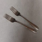 Wallace WAS31 Dinner Forks 2 Stainless Steel 7 1/4" Swirl. Fixed Price $14.88.