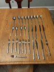 Oneida Stainless Flatware Ohs 501 30 Pieces Mixed. Fixed Price $75.00.