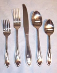 60 Pc Wallace American Tradition 18/10 Table Place Setting Knife Forks Spoon. Fixed Price $199.99.