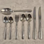 Oneida Fremont Flatware Lot Stainless Glossy Salad Fork Spoon Knife 8 Piece. Fixed Price $21.98.