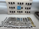Threshold Dinner Knife Stainless Steel 18 Silver Color Gold Lot Of 20. Fixed Price $26.99.