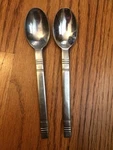 Rogers Co Stainless SRB40 Black Bands 2 Teaspoons 6 1/4". Fixed Price $7.49.