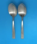 2 X Mikasa MIS50 Glossy Stainless Flatware 18/0 Plain Tip Curves Up Teaspoons. Fixed Price $6.39.