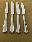(4) Dinner Knives Hampton Silversmiths HSV111 / Petal Glossy Stainless Ribbed. Fixed Price $13.86.
