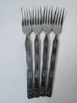 Reed & Barton Rebacraft Stainless Japan RDS41 Pattern Dinner Forks. Fixed Price $14.95.