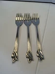 Leander Oneida Salad Forks Glossy Stainless Heirloom Set Of 3 -new. Fixed Price $35.95.