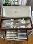 Vintage Richards Of Sheffield England Carving Set W/ 6 Steak Knives Boxed. Fixed Price $99.00.