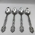 Mint 4-TEASPOONS Set Of Oneida Chandelier Community Glossy Stainless Flatware. Fixed Price $33.00.